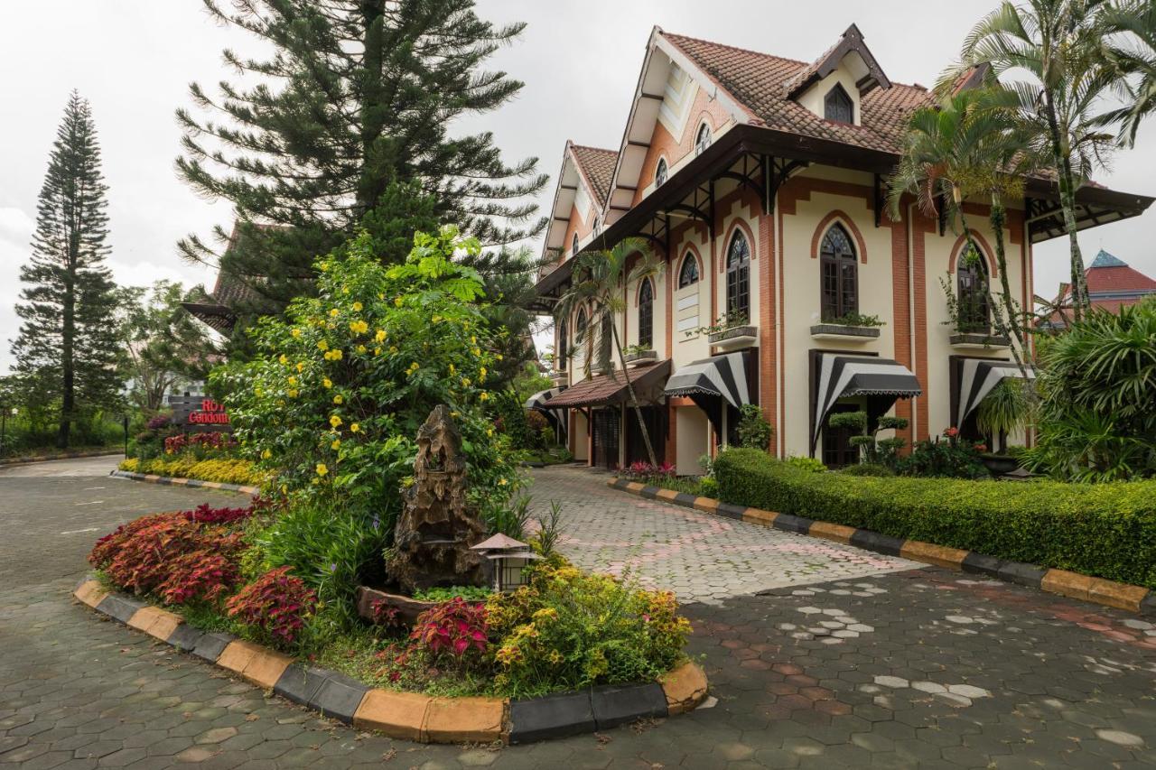 באטו Royal Hotel And Villa Batu מראה חיצוני תמונה