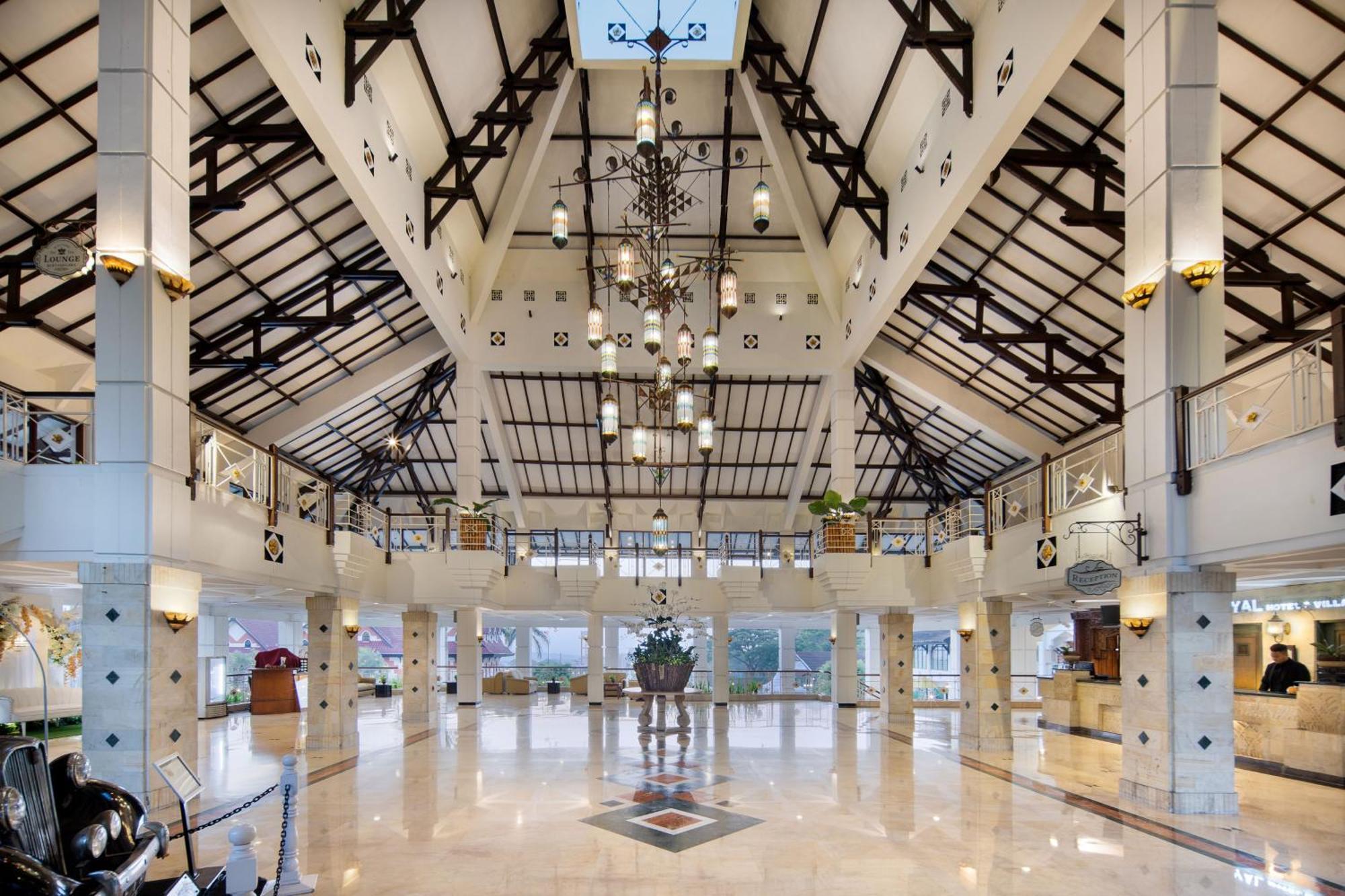 באטו Royal Hotel And Villa Batu מראה חיצוני תמונה