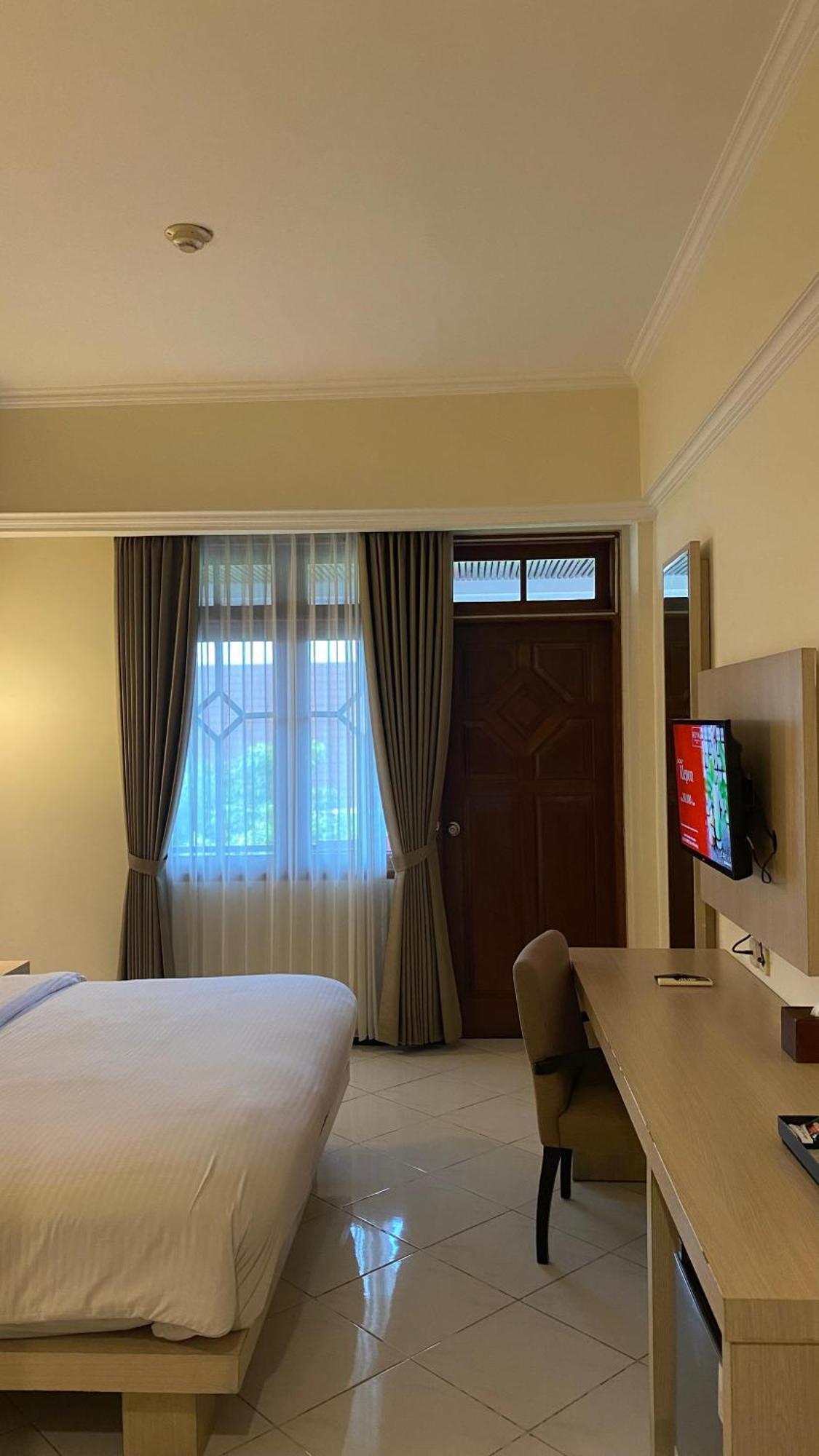 באטו Royal Hotel And Villa Batu מראה חיצוני תמונה